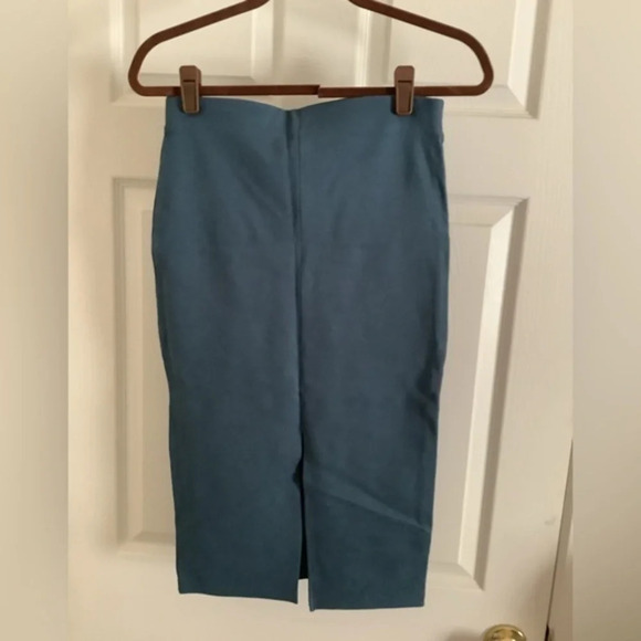 FOREVER 21~BLUE~A-LINE SKIRT~ PULL ON~MEDIUM - Picture 2 of 4